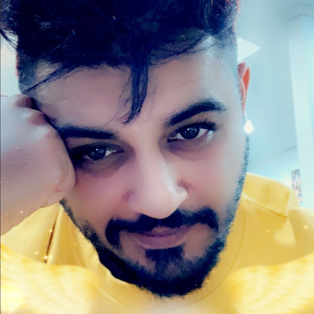 Meet your Posher, Aditya